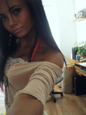 Ann from Wisconsin is looking for adult webcam chat