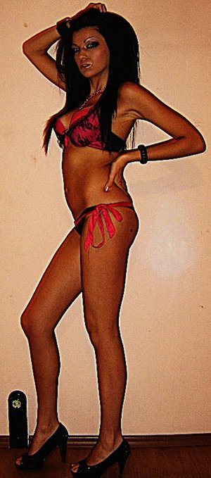 Jaqueline from Ohio is interested in nsa sex with a nice, young man