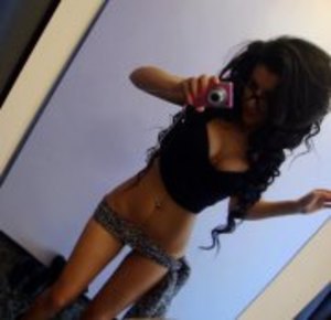 Meet local singles like Mollie from Oklahoma who want to fuck tonight
