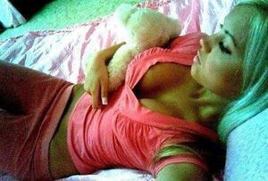 Dasia from California is interested in nsa sex with a nice, young man