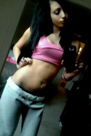 Meet local singles like Kimberlee from Ontario who want to fuck tonight